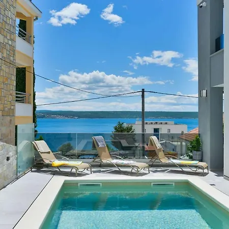 Modern Futura With Pool Maslenica