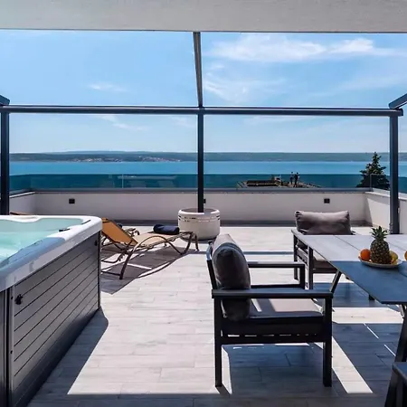 Villa Modern Futura With Pool