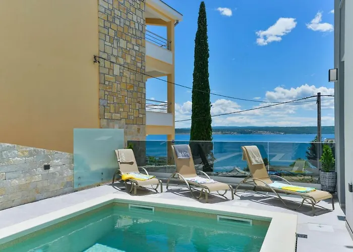Villa Modern Futura With Pool *