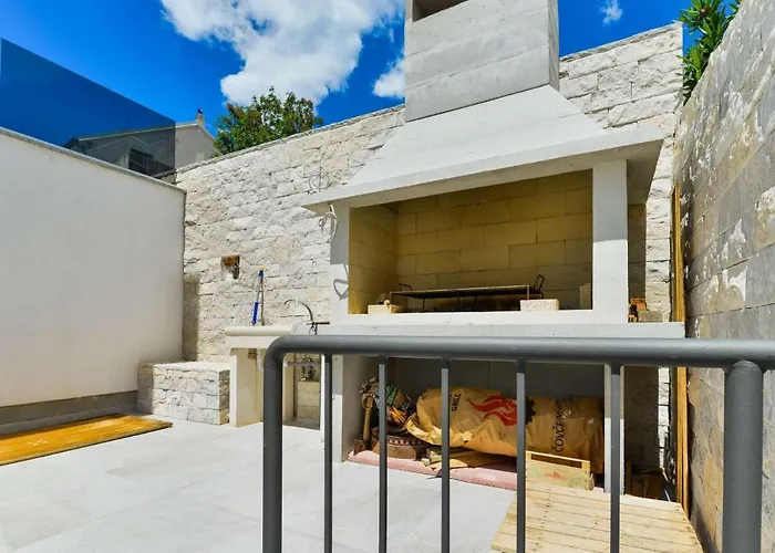 Villa Modern Futura With Pool *