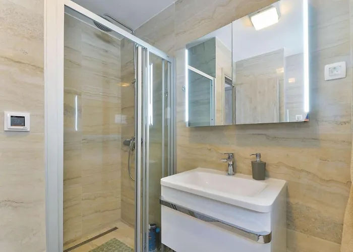 Modern Futura With Pool Villa Maslenica