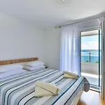 Modern Futura With Pool Maslenica