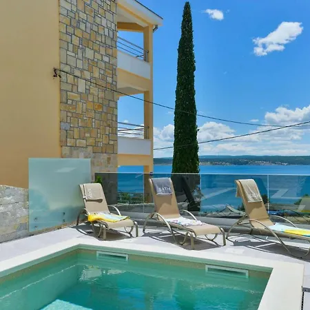 Villa Modern Futura With Pool *