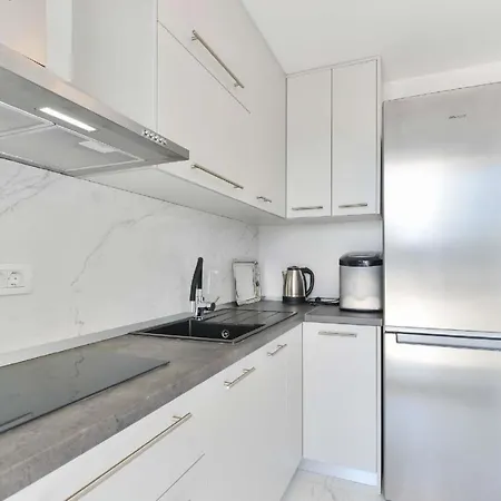 Modern Futura With Pool Villa Maslenica