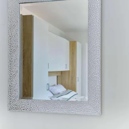 Modern Futura With Pool * Maslenica