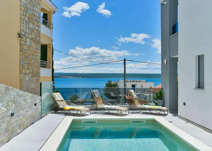 Modern Futura With Pool Масленица