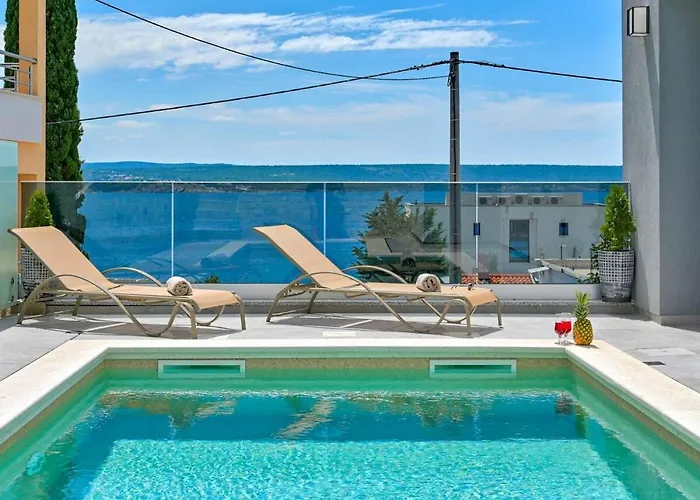Вилла Modern Futura With Pool
